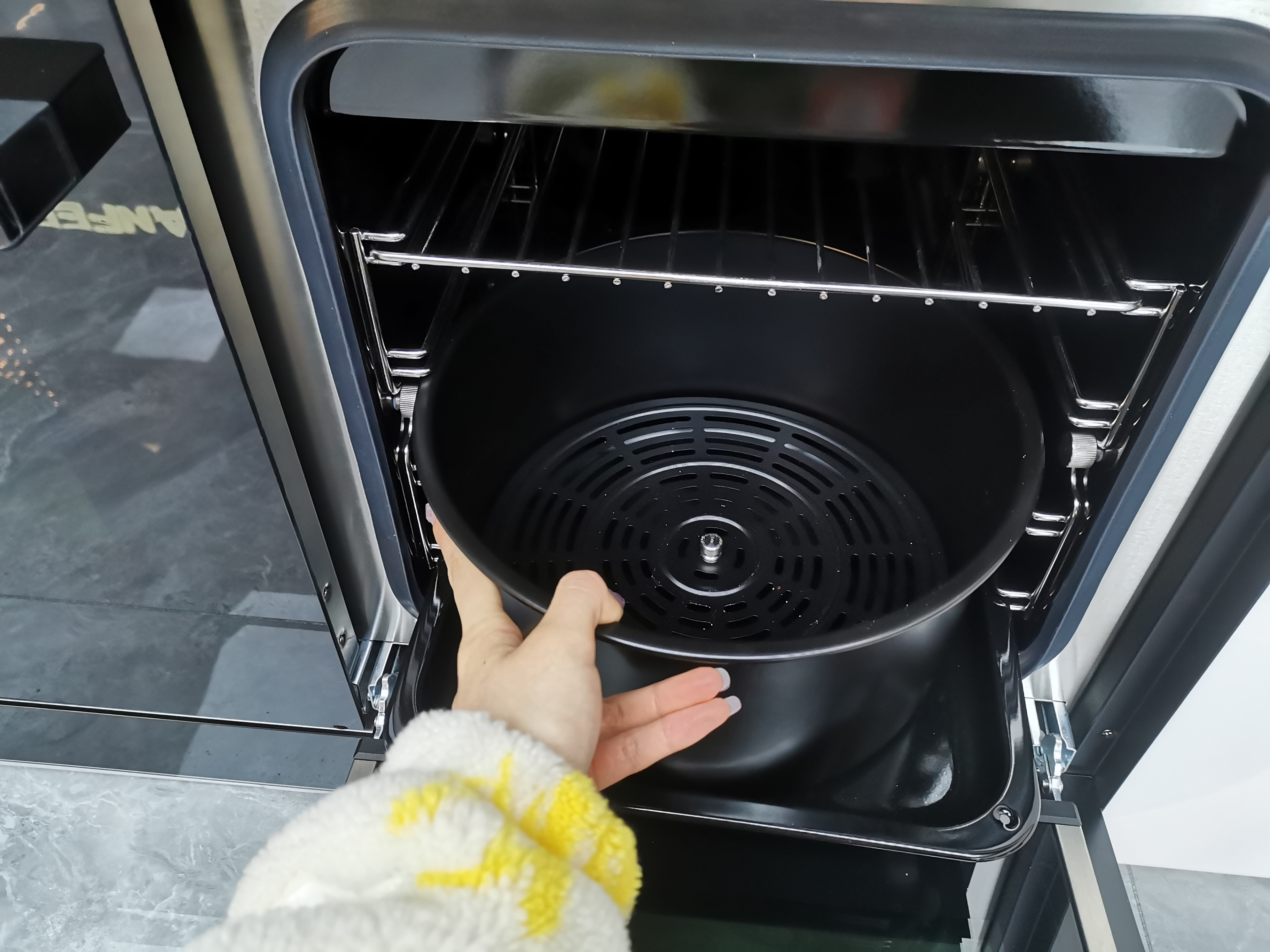 集成灶什么牌子好？強(qiáng)烈安利這款帥豐蒸烤一體集成灶