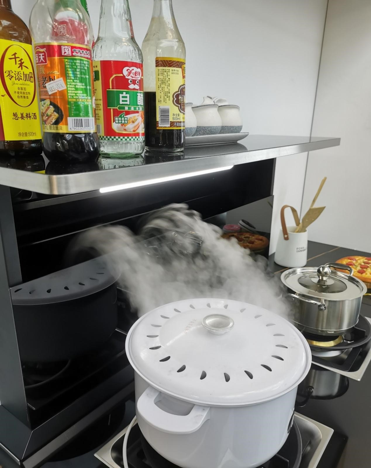 我想咨詢一下，開放式廚房怎么挑選集成灶？