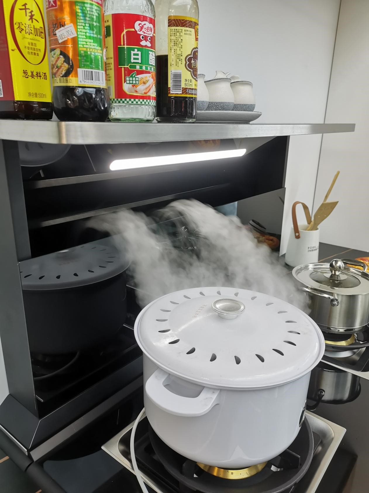 小戶型如何裝修廚房？這款帥豐集成灶，巧妙利用每一寸空間