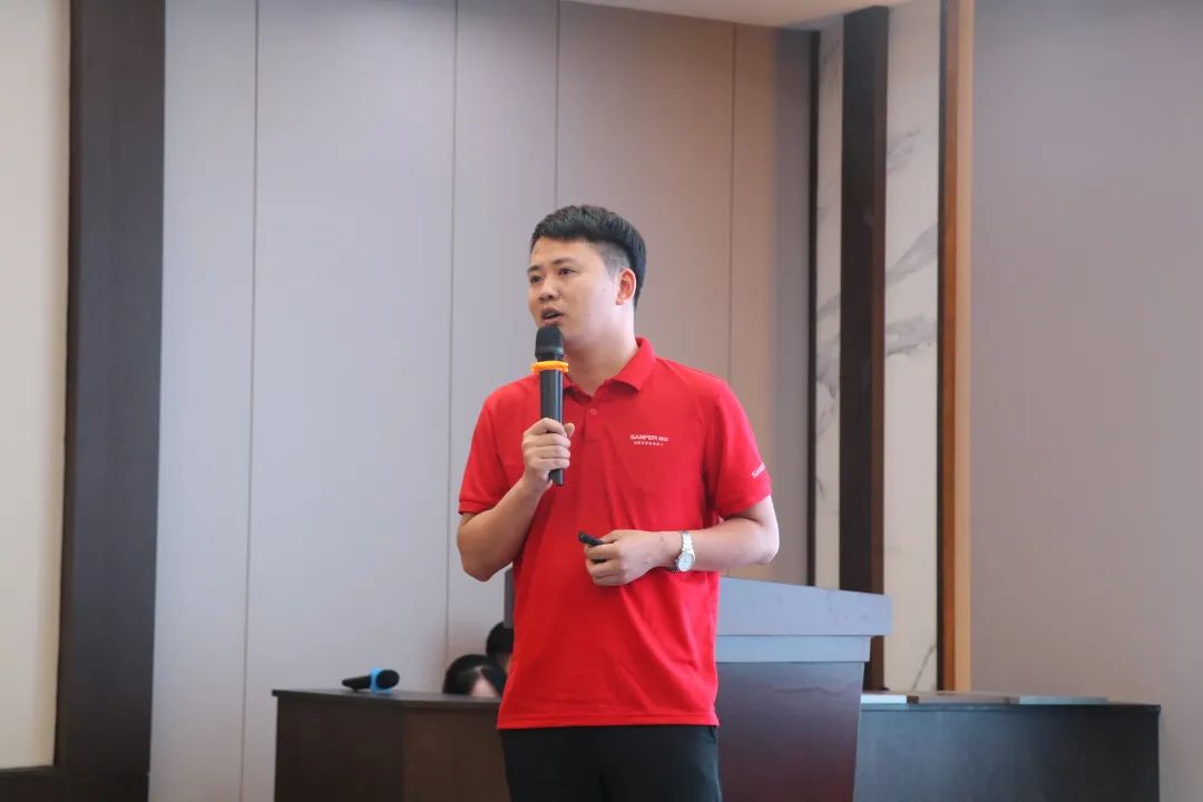 帥豐電器半年度總結(jié)會(huì)圓滿舉行，共商集成灶品牌帥豐未來發(fā)展規(guī)劃