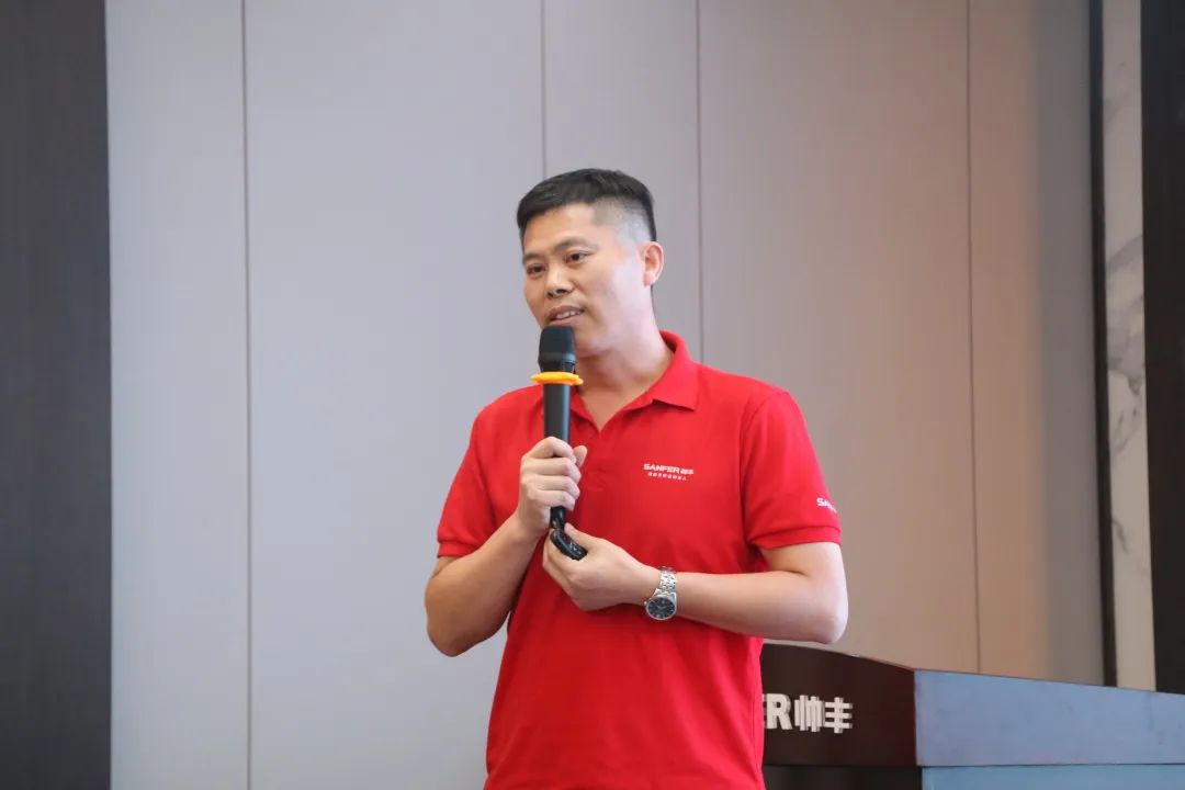 帥豐電器半年度總結(jié)會(huì)圓滿舉行，共商集成灶品牌帥豐未來發(fā)展規(guī)劃