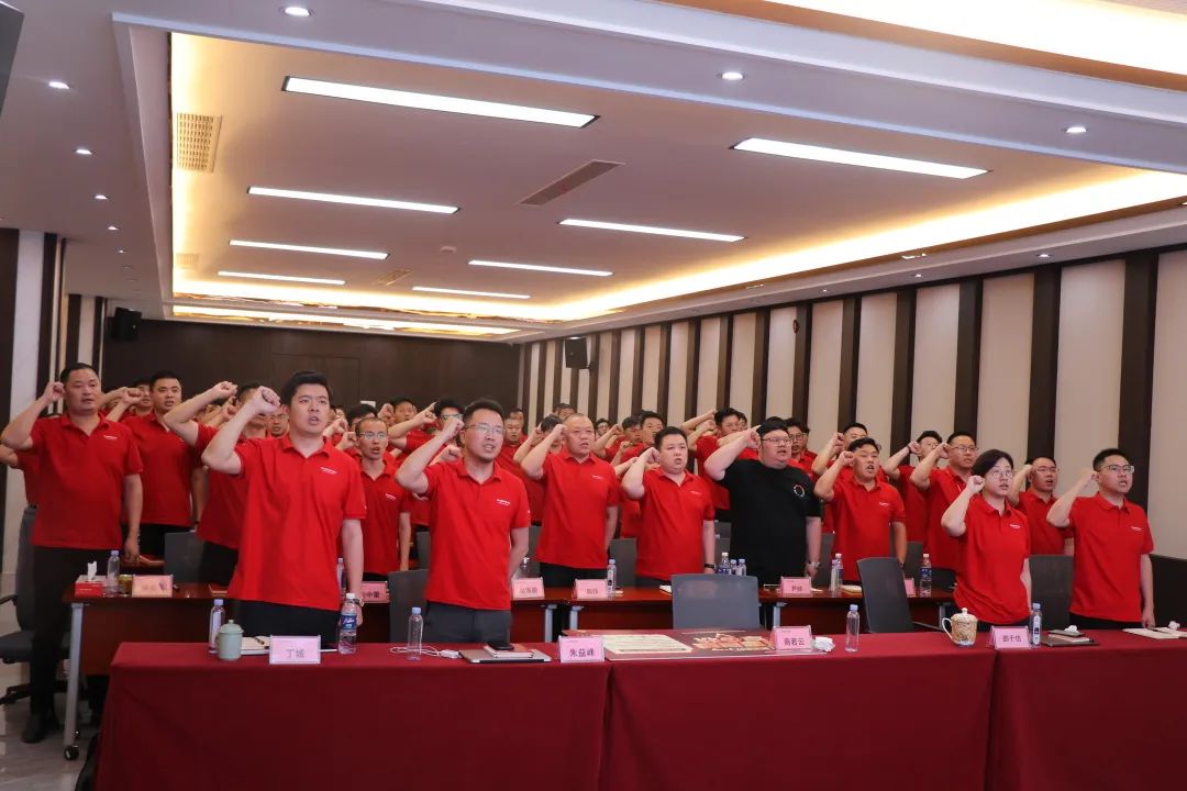 帥豐電器半年度總結(jié)會(huì)圓滿舉行，共商集成灶品牌帥豐未來發(fā)展規(guī)劃