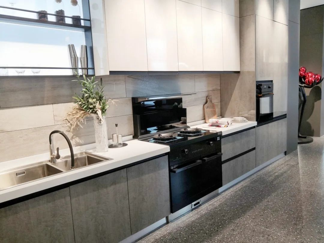 生活工作太慌張？有了集成灶品牌帥豐這個好幫手，省時又省力！