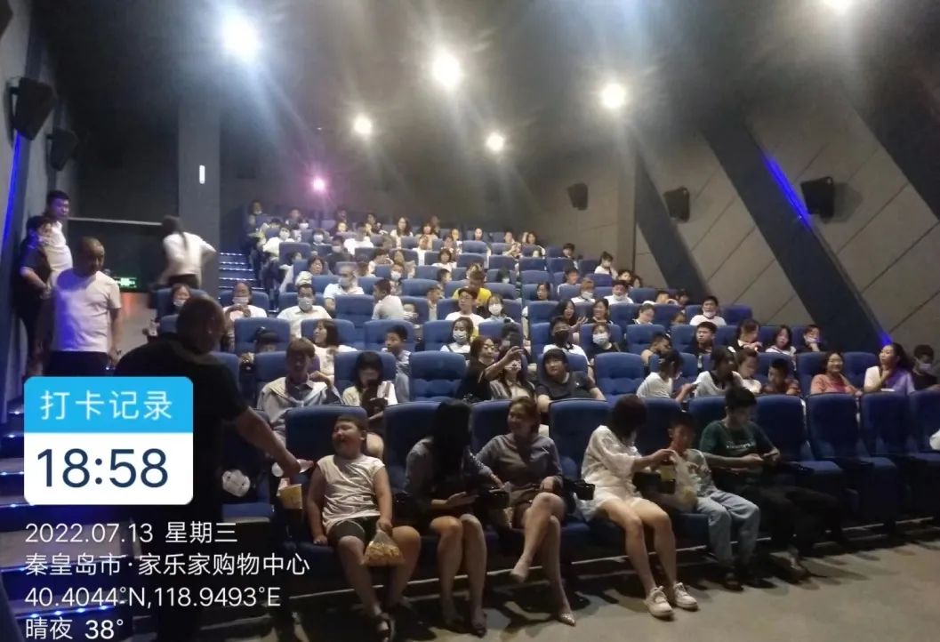 集成灶品牌帥豐電器為回饋老客戶，免費(fèi)觀影活動(dòng)火熱進(jìn)行中…