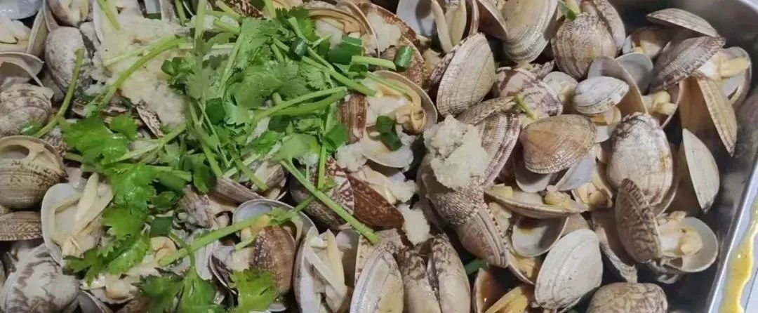 他的廚房選擇了帥豐集成灶，讓孩子體會(huì)到一位父親的濃濃愛(ài)意