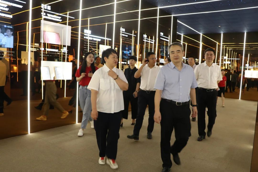 浙江省統(tǒng)計(jì)局一行蒞臨集成灶品牌帥豐電器參觀調(diào)研！