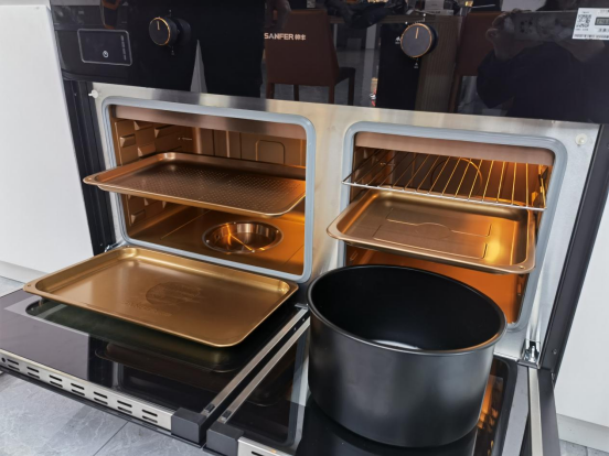 集成灶品牌哪個(gè)好？細(xì)數(shù)帥豐X1蒸烤同步集成灶3大亮點(diǎn)，做飯也能很簡(jiǎn)單