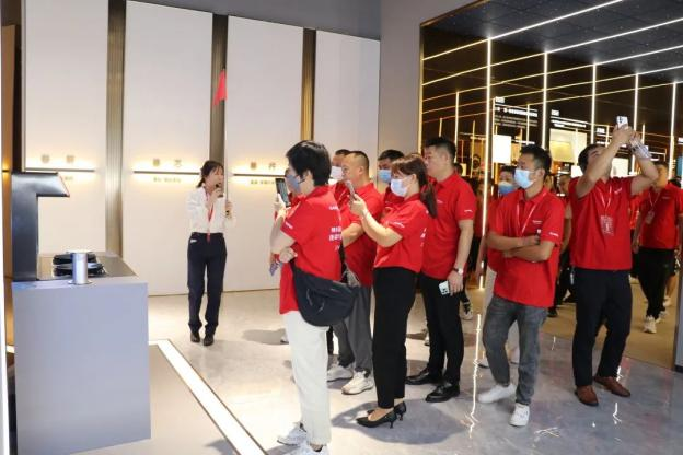 集成灶品牌帥豐電器“登頂計劃”加盟合作峰會圓滿成功！