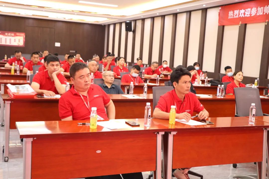 集成灶品牌帥豐電器“登頂計劃”加盟合作峰會圓滿成功！