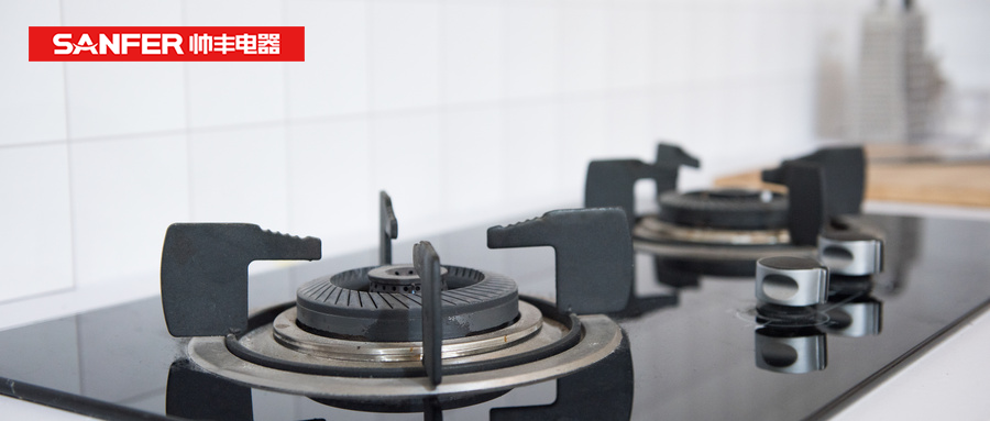 帥豐集成灶易清潔的秘密，探索晶鋼王面板的神奇“魔法”