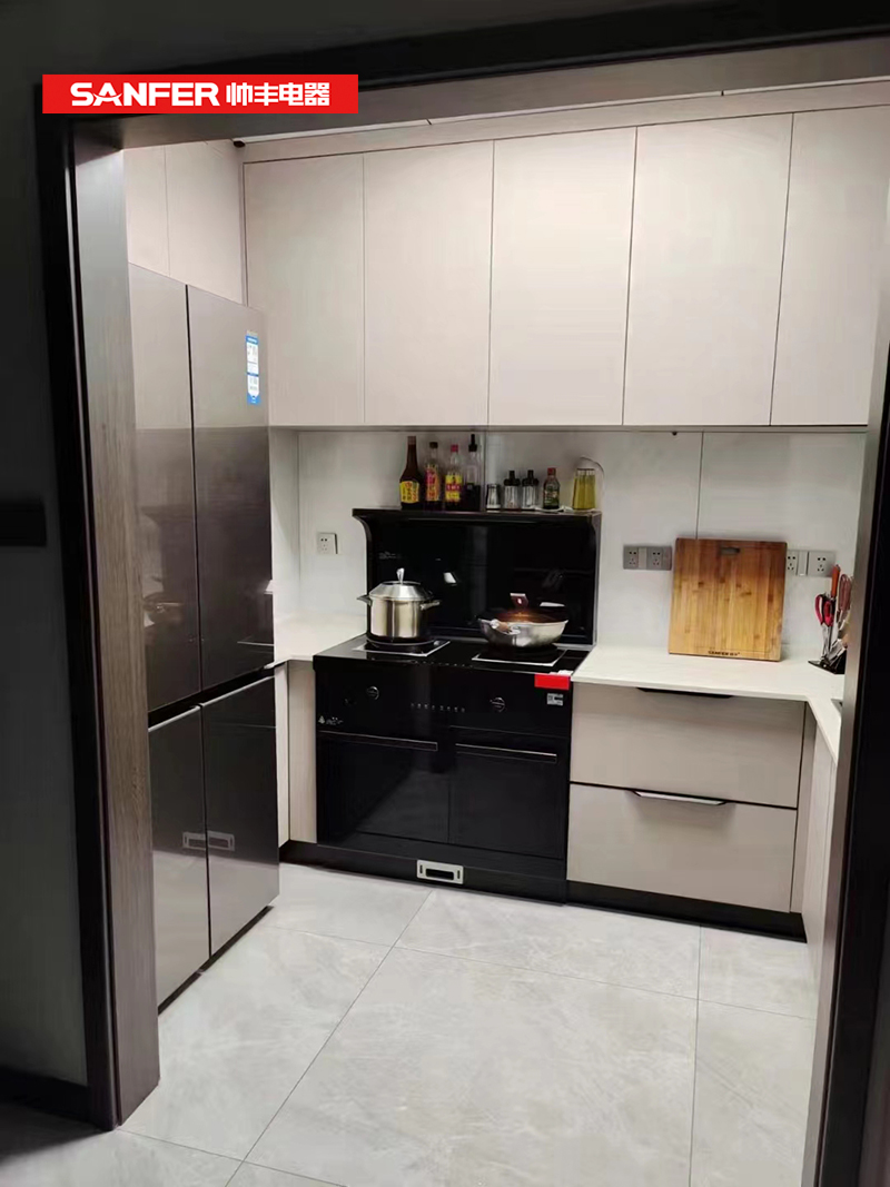 想要做一個(gè)無(wú)“油”無(wú)慮的人？集成灶讓你直呼「真香」！