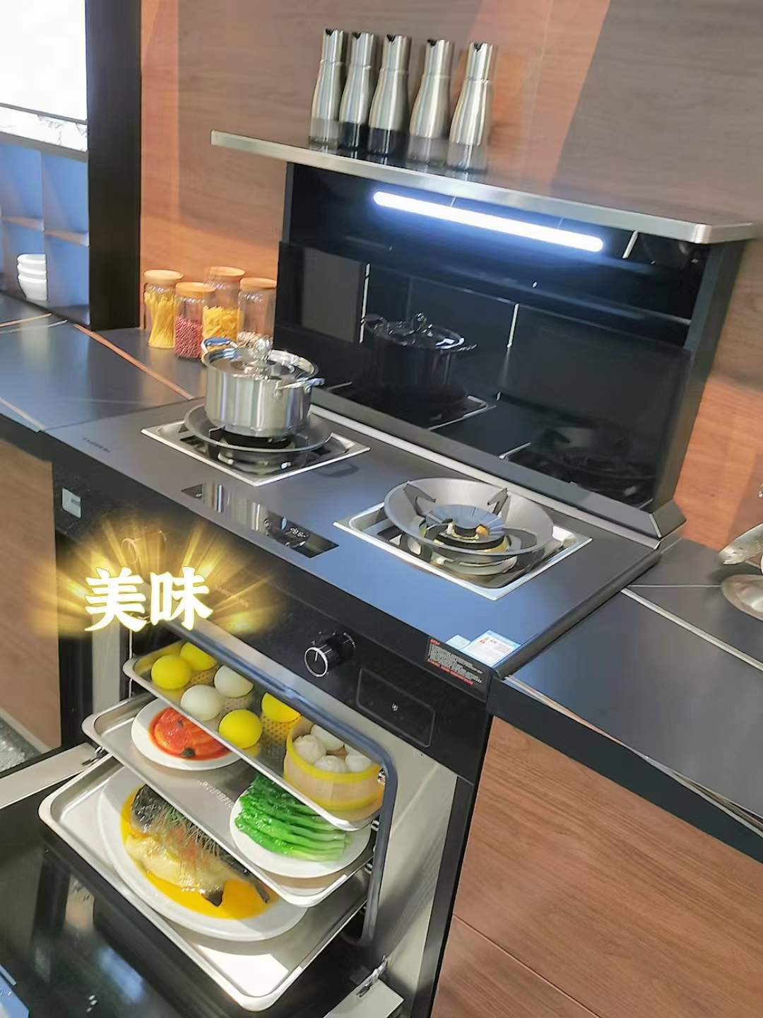 拿什么拯救廚房臟亂差，帥豐集成灶+集成水槽滿足所有需求