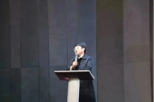 “兔”飛猛進(jìn) 只爭(zhēng)朝夕，大國(guó)品牌帥豐電器2023新年動(dòng)員大會(huì)順利召開(kāi)