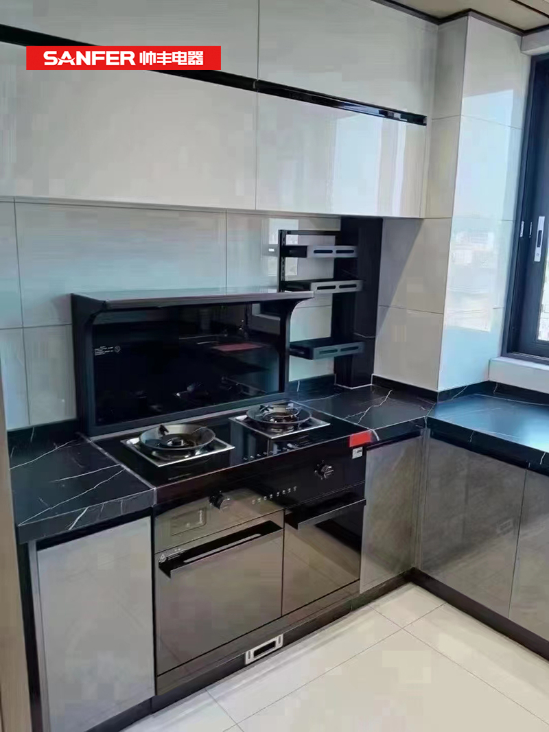 舊廚煥新，get天花板級(jí)別集成灶