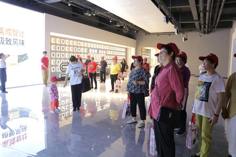 廠價(jià)直銷 驚喜不斷｜帥豐集成灶“鉅惠618”廠購會掀起搶購熱潮！