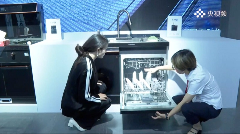 央視新聞再報道！帥豐電器安全烹飪新技術(shù)頻獲贊   