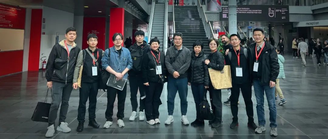 董事長(zhǎng)商若云帶隊(duì)探知米蘭家具展，洞察國(guó)際家居設(shè)計(jì)新趨勢(shì)