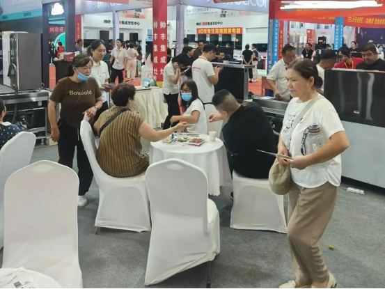 多維出擊 贏戰(zhàn)市場｜帥豐電器攜新品時空S7亮相家博會，火爆出圈！