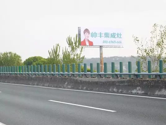 湖北新畫面全面上刊，近300塊廣告牌陸續(xù)閃耀全國！