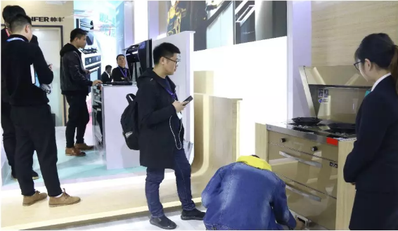 AWE現(xiàn)場速報 | 國內(nèi)外廚電品牌爭奇斗艷，帥豐電器大放異彩!