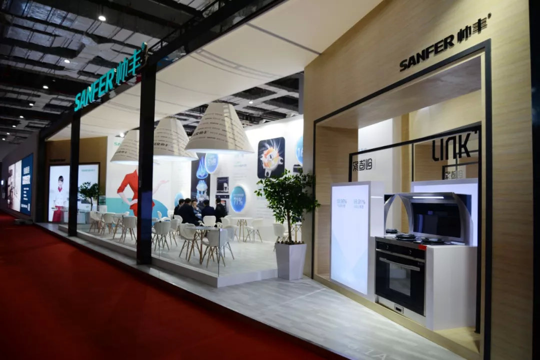 2019中國(guó)建博會(huì)開(kāi)展日，帥豐帶你領(lǐng)略建裝潮流風(fēng)尚！