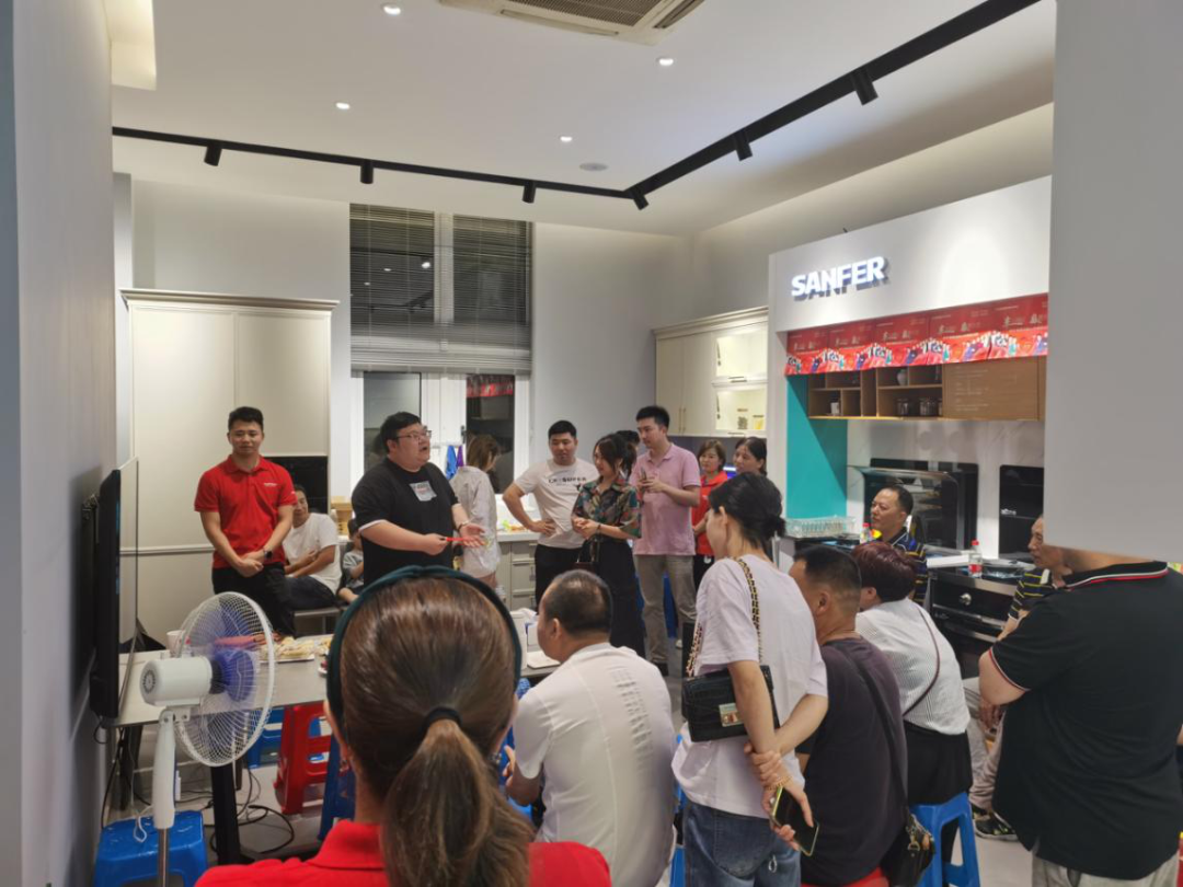 帥豐集成灶超級(jí)工廠行——麗水站圓滿成功