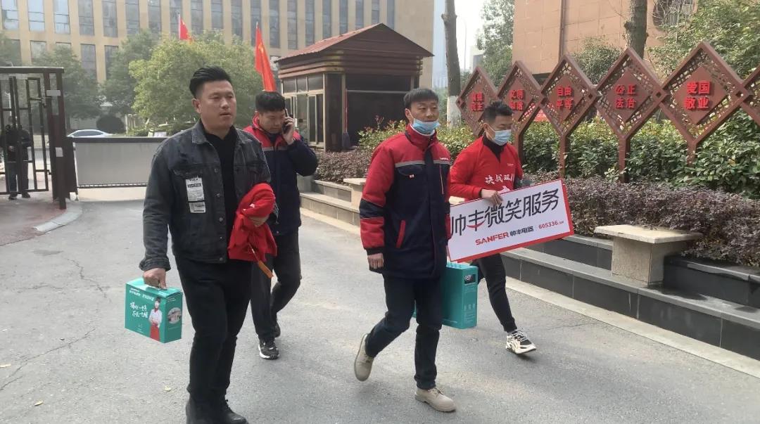 【帥豐微笑服務(wù)】她瘋狂向親朋好友安利帥豐集成灶，原因就是...