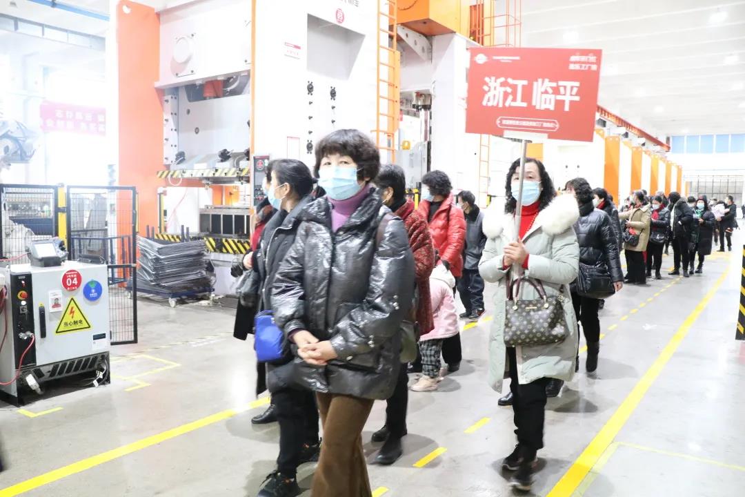 虎年開門紅|帥豐集成灶廠購會臨平專場，掀起搶購熱潮！