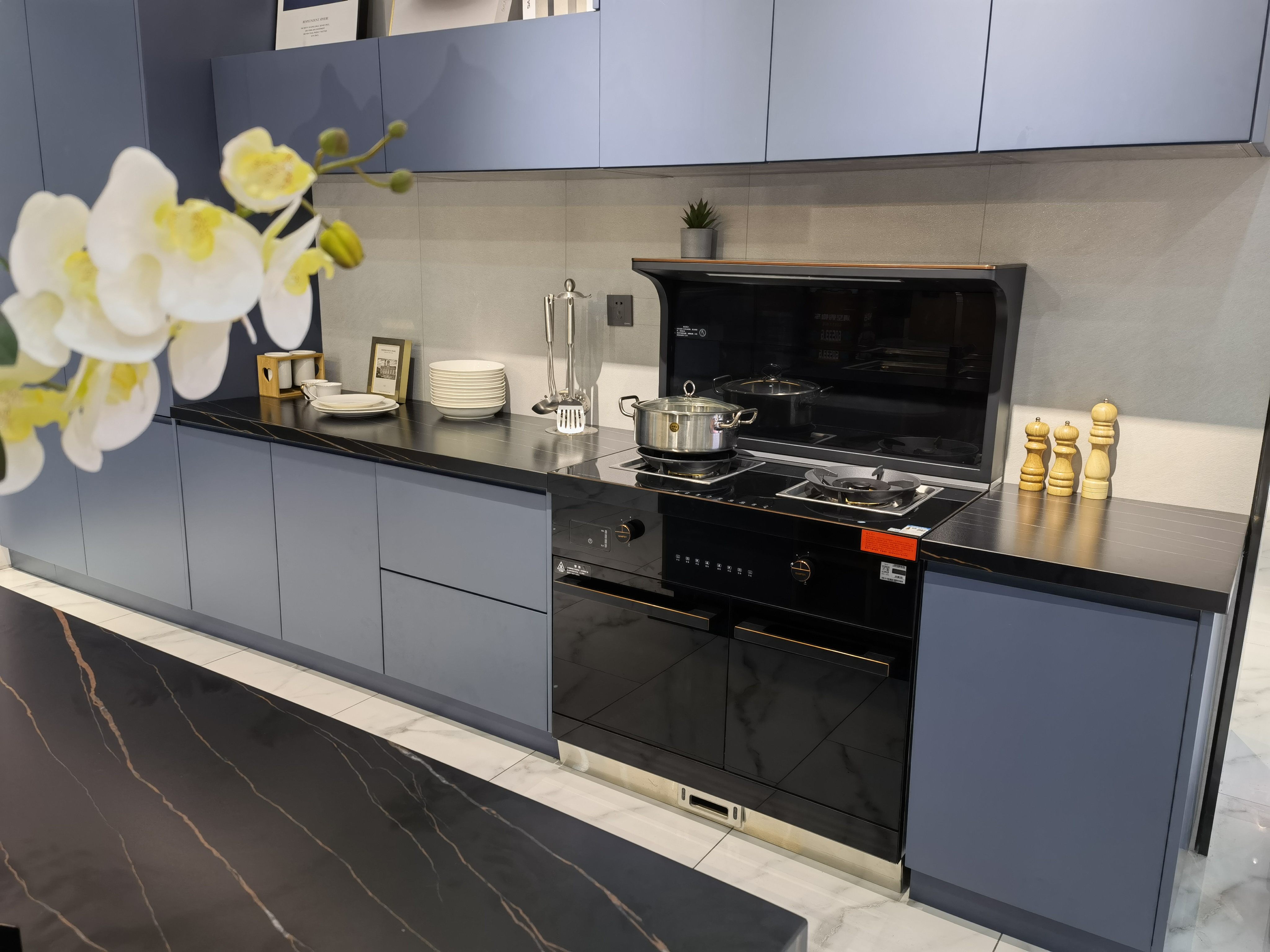 “足不出戶”的情人節(jié)大餐 ， 帥豐集成灶增添濃濃愛意